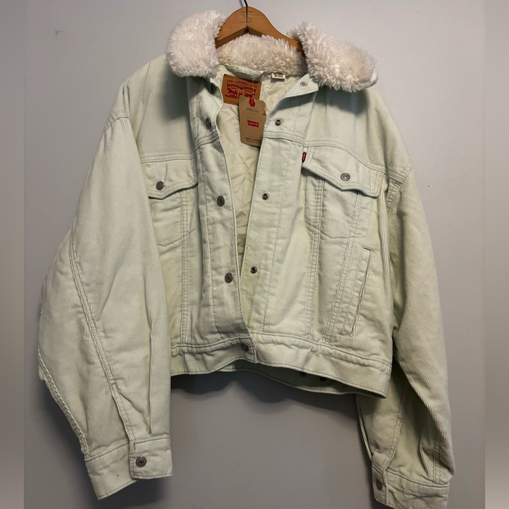 NWT LEVI’s EX-BOYFRIEND CORDUROY SHERPA TRUCKER JACKET SIZE XL Meadow Mist Green